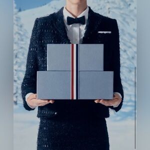 THOM BROWNE🔵🔴TROUSERS 🔴🔵 🔴🔵
🔵🔴 🔵🔴 🔵🔴 🔵🔴 🔵🔴